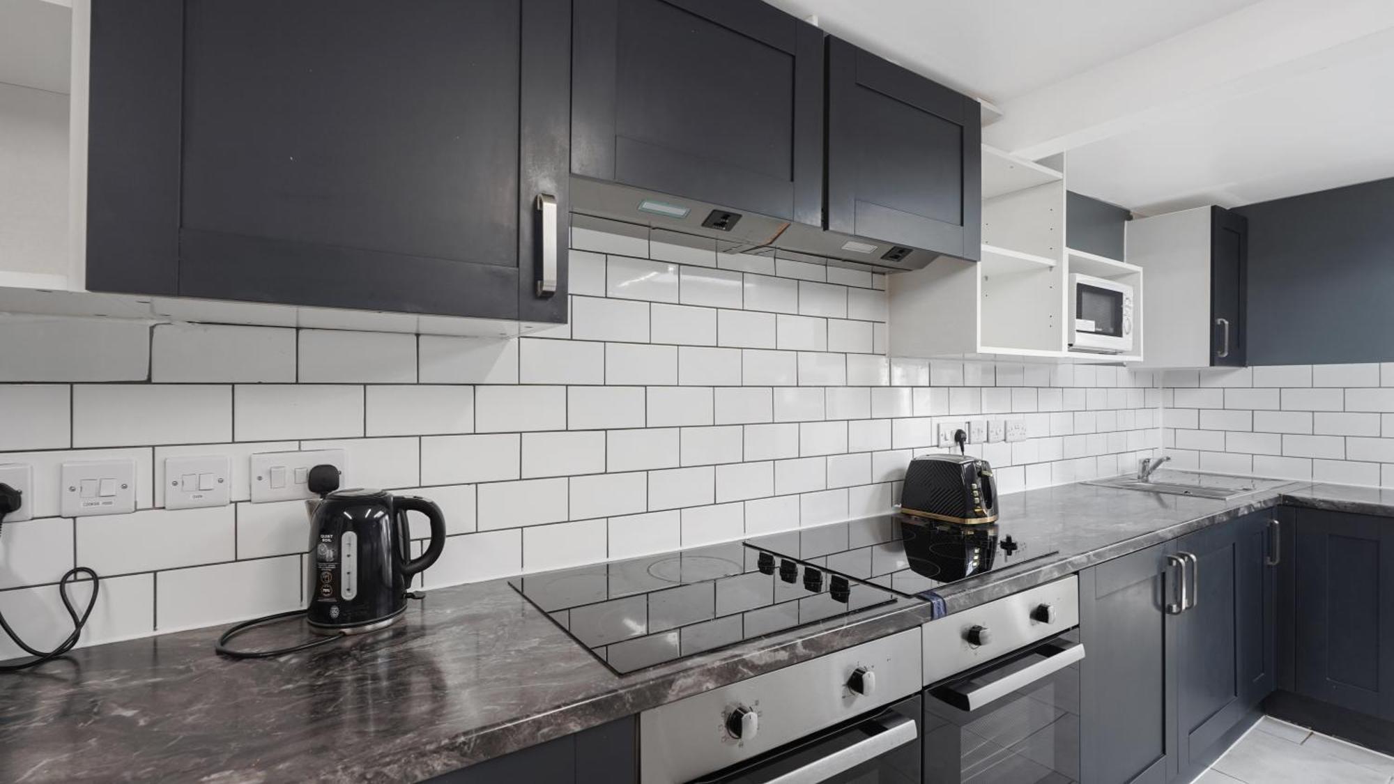 Comfy Double En-Suite Room In Barking Barking  Exterior foto